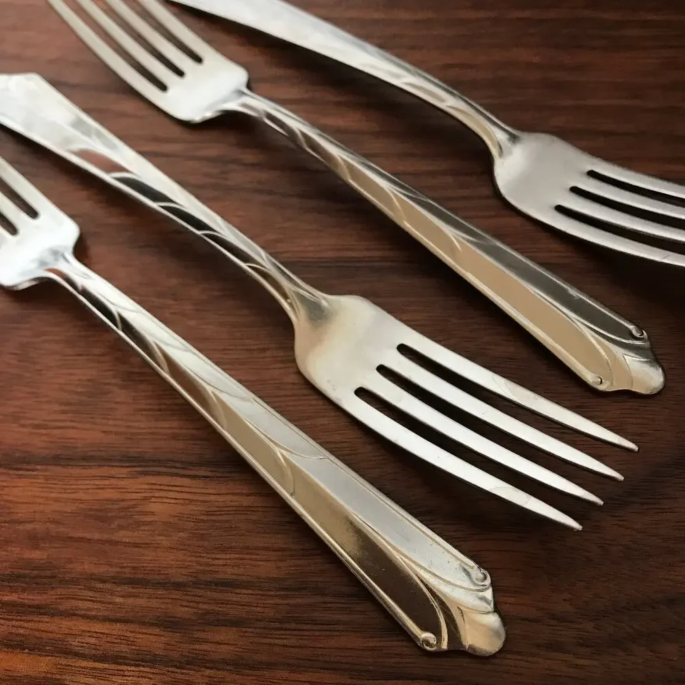 Ekco KENILWORTH Stainless USA Silverware Flatware - Set of 4 (four) DINNER FORKS